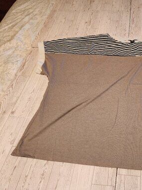 Emery Rose 4XL Colorblock Stripe Dolman Top | Taupe & Black | Plus Size